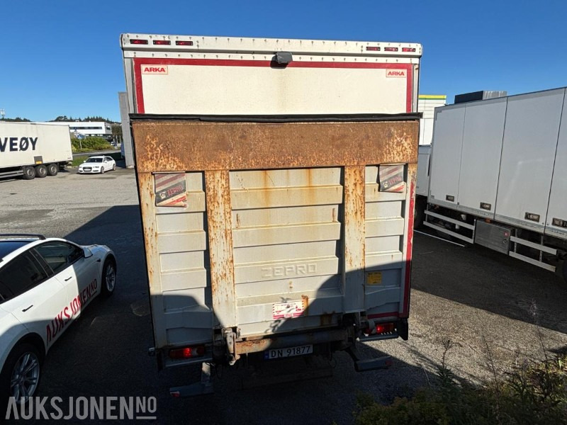 2012 VOLVO FL-290 SKAPBIL. FULL SIDEÅPNING OG ZEPRO BAKLØFT. 18PALLER - Koffer LKW: das Bild 4 2012 VOLVO FL-290 SKAPBIL. FULL SIDEÅPNING OG ZEPRO BAKLØFT. 18PALLER - Koffer LKW: das Bild 4