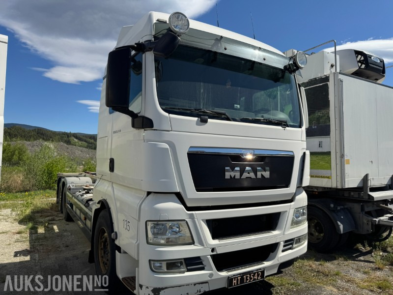 2013 MAN TGX 26.480 chassis med containerfester - Containerwagen/ Wechselfahrgestell LKW: das Bild 2 2013 MAN TGX 26.480 chassis med containerfester - Containerwagen/ Wechselfahrgestell LKW: das Bild 2