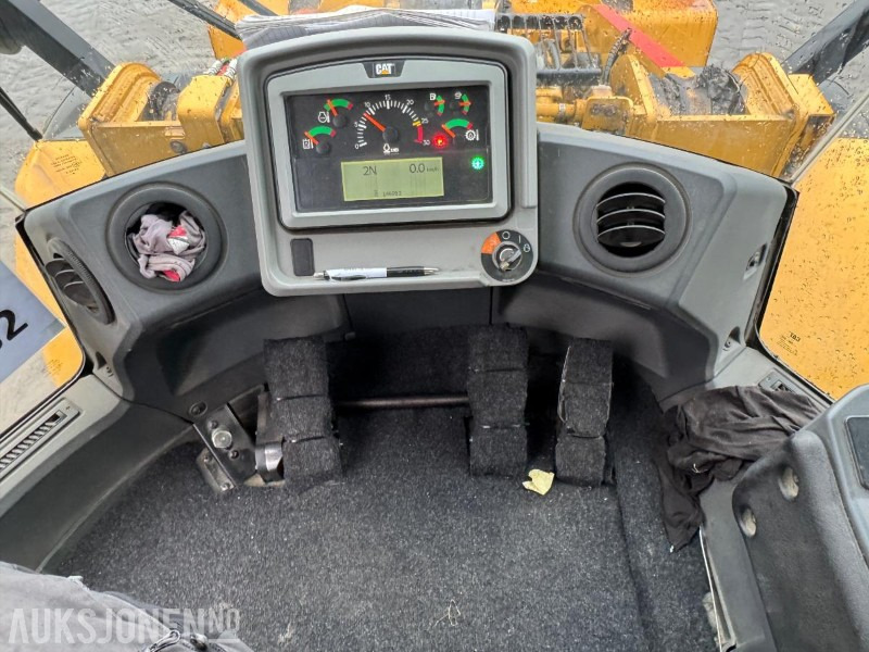 Radlader 2015 CAT 966M FOREST MACHINE HJULLASTER, VEKT, SENTRALSMØRING, FULL SERVICEHISTORIKK, SKUFFE: das Bild 25 Radlader 2015 CAT 966M FOREST MACHINE HJULLASTER, VEKT, SENTRALSMØRING, FULL SERVICEHISTORIKK, SKUFFE: das Bild 25