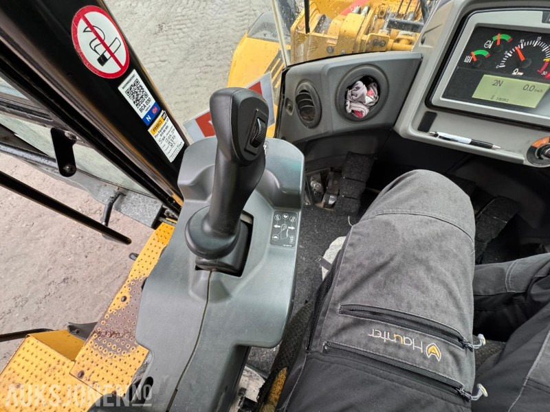 Radlader 2015 CAT 966M FOREST MACHINE HJULLASTER, VEKT, SENTRALSMØRING, FULL SERVICEHISTORIKK, SKUFFE: das Bild 35 Radlader 2015 CAT 966M FOREST MACHINE HJULLASTER, VEKT, SENTRALSMØRING, FULL SERVICEHISTORIKK, SKUFFE: das Bild 35