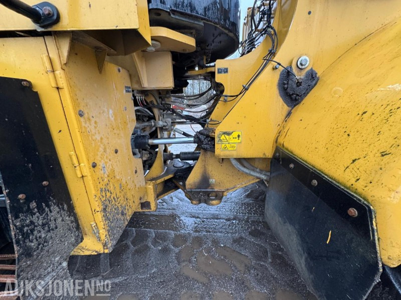 Radlader 2015 CAT 966M FOREST MACHINE HJULLASTER, VEKT, SENTRALSMØRING, FULL SERVICEHISTORIKK, SKUFFE: das Bild 47 Radlader 2015 CAT 966M FOREST MACHINE HJULLASTER, VEKT, SENTRALSMØRING, FULL SERVICEHISTORIKK, SKUFFE: das Bild 47