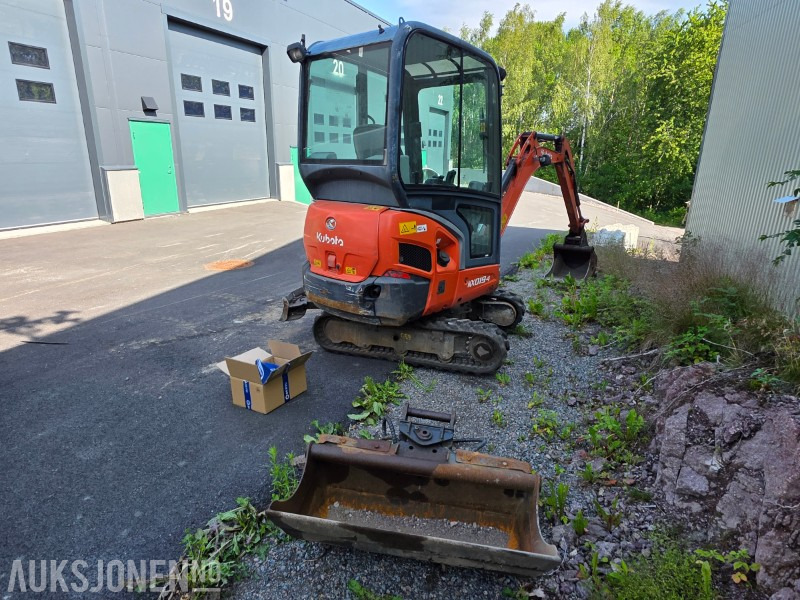2015 Kubota KX019-4 Minigraver med grave og pusseskuff - Minibagger: das Bild 5 2015 Kubota KX019-4 Minigraver med grave og pusseskuff - Minibagger: das Bild 5