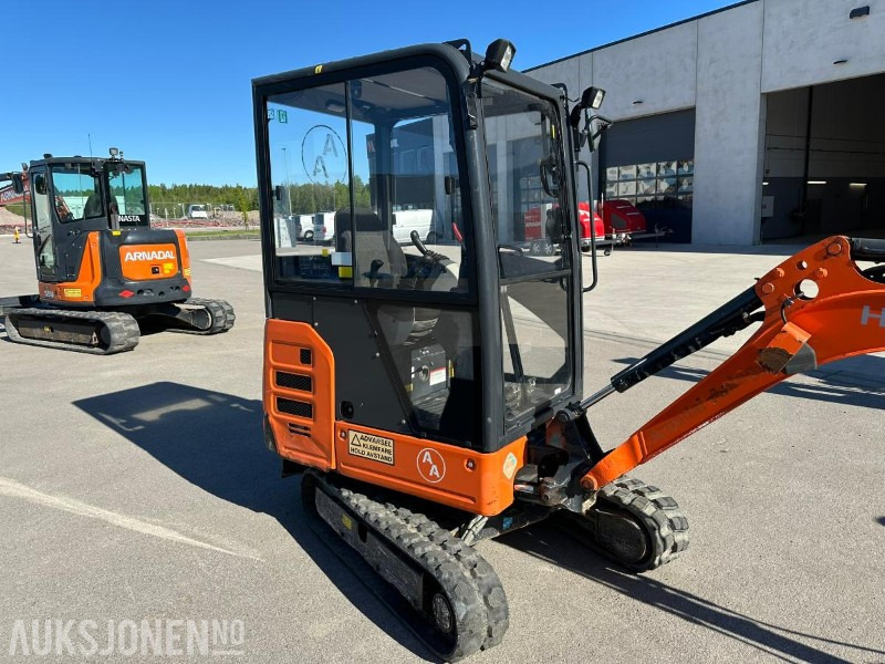 2017 Hitachi ZX19-5A CR minigraver / 3 skuffer / CE merket / 1.725 timer - Minibagger: das Bild 4 2017 Hitachi ZX19-5A CR minigraver / 3 skuffer / CE merket / 1.725 timer - Minibagger: das Bild 4