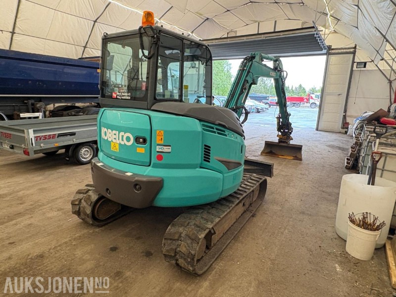 2018 Kobelco SK55SRX-6 - 2 skuffer - tiltrotator - sertifisert til 10/25 - 3 663 motortimer - Bagger: das Bild 3 2018 Kobelco SK55SRX-6 - 2 skuffer - tiltrotator - sertifisert til 10/25 - 3 663 motortimer - Bagger: das Bild 3