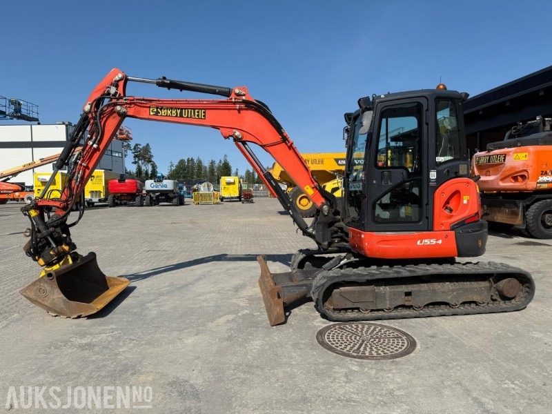 2018 Kubota U55-4 BELTEGRAVER ENGCON TILTROTATOR 2 SKUFFER SERVICEHISTORIKK SENTRALSMØRING - Bagger: das Bild 3 2018 Kubota U55-4 BELTEGRAVER ENGCON TILTROTATOR 2 SKUFFER SERVICEHISTORIKK SENTRALSMØRING - Bagger: das Bild 3