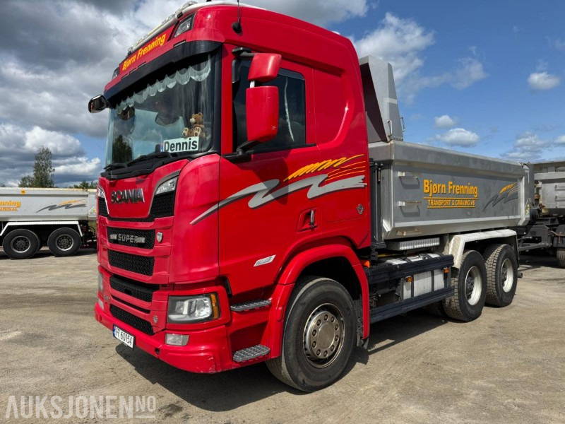 2018 Scania R580 GODT UTSTYRT TIPPBIL MED 3 AKSLET HENGER - Kipper: das Bild 2 2018 Scania R580 GODT UTSTYRT TIPPBIL MED 3 AKSLET HENGER - Kipper: das Bild 2