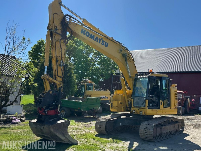 2019 Komatsu PC228USLC-11 - Gravemaskin - Tiltrotator R8 - Topcon GPS - 2skuffer - Sentralsmøring - 4467timer - Bagger: das Bild 1 2019 Komatsu PC228USLC-11 - Gravemaskin - Tiltrotator R8 - Topcon GPS - 2skuffer - Sentralsmøring - 4467timer - Bagger: das Bild 1