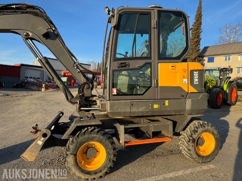 2020 Volvo EW60E HJULGRAVER MED TILTROTATOR OG 2 SKUFFER - Bagger: das Bild 2 2020 Volvo EW60E HJULGRAVER MED TILTROTATOR OG 2 SKUFFER - Bagger: das Bild 2