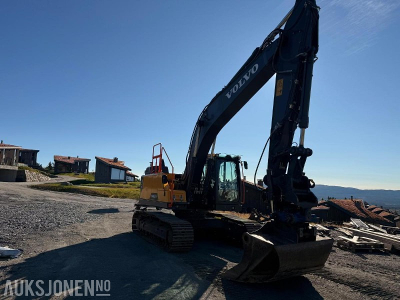 2022 Volvo EC220EL BELTEGRAVER ROTOTILT SERVICEHISTORIKK - Bagger: das Bild 4 2022 Volvo EC220EL BELTEGRAVER ROTOTILT SERVICEHISTORIKK - Bagger: das Bild 4