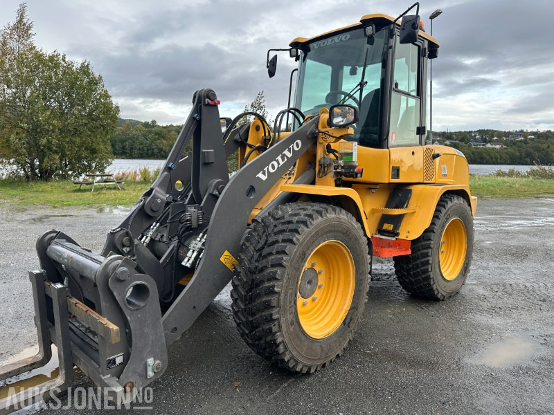 2024 Volvo L35GT HJULLASTER MED PALLEGAFFLER - 256 TIMER - Radlader: das Bild 1 2024 Volvo L35GT HJULLASTER MED PALLEGAFFLER - 256 TIMER - Radlader: das Bild 1