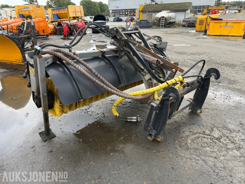 2001 Holms SH 2,5 Feiekost m/ BM feste - Anbauteil für Baumaschine: das Bild 3 2001 Holms SH 2,5 Feiekost m/ BM feste - Anbauteil für Baumaschine: das Bild 3