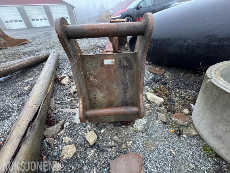 2012 SMP rippertann – S70 feste - Anbauteil für Baumaschine: das Bild 4 2012 SMP rippertann – S70 feste - Anbauteil für Baumaschine: das Bild 4