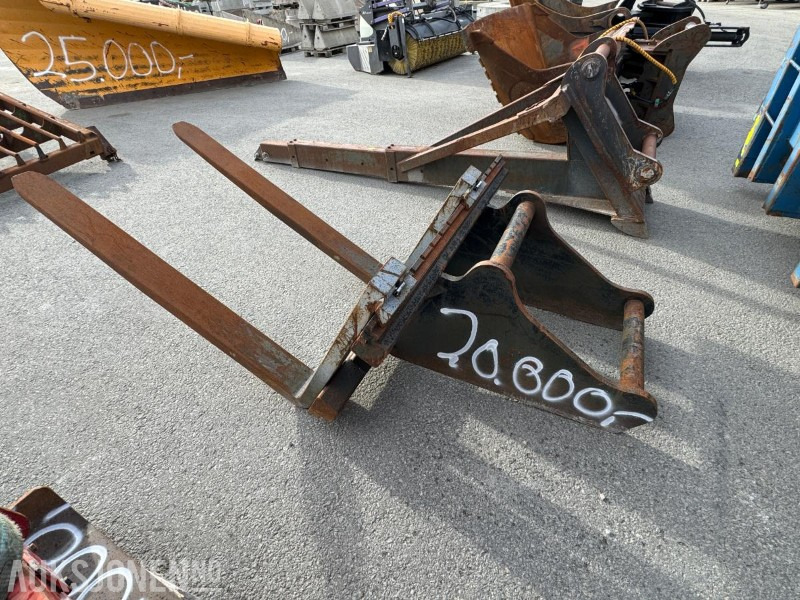 2017 SE Pallegafler 8000KG S80 - Anbauteil für Baumaschine: das Bild 1 2017 SE Pallegafler 8000KG S80 - Anbauteil für Baumaschine: das Bild 1