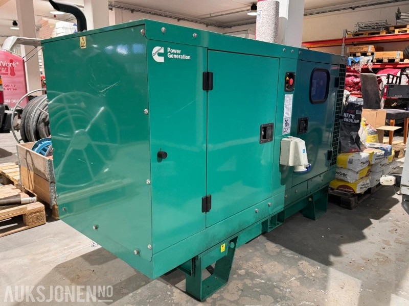 2022 Cummins Generator / Aggregat - Model C22D5 - 230 V - 22 kVA / 17.6 kW - Dieselaggregat - Anbauteil für Baumaschine: das Bild 5 2022 Cummins Generator / Aggregat - Model C22D5 - 230 V - 22 kVA / 17.6 kW - Dieselaggregat - Anbauteil für Baumaschine: das Bild 5