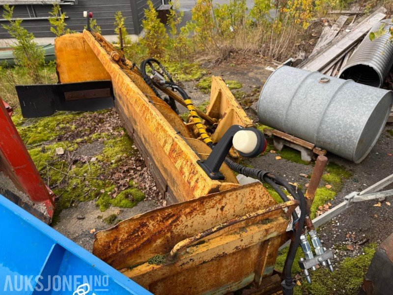 Brøyteskjær med vinger / Trima feste - Anbauteil für Baumaschine: das Bild 3 Brøyteskjær med vinger / Trima feste - Anbauteil für Baumaschine: das Bild 3