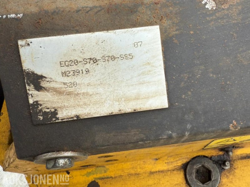 Engcon EC20 Tiltrotator med S70 feste - Anbauteil für Baumaschine: das Bild 5 Engcon EC20 Tiltrotator med S70 feste - Anbauteil für Baumaschine: das Bild 5
