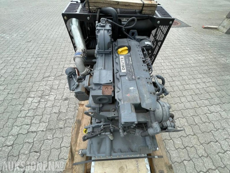 UBRUKT 2012 Deutz TCD 2012 L04 2V Motor - Hydraulikkpumpe - Styreskap/startskap - UBRUKT - Kjøpt inn for å passe til Powerscreen Warrior og Chieftain 1400. - Anbauteil für Baumaschine: das Bild 2 UBRUKT 2012 Deutz TCD 2012 L04 2V Motor - Hydraulikkpumpe - Styreskap/startskap - UBRUKT - Kjøpt inn for å passe til Powerscreen Warrior og Chieftain 1400. - Anbauteil für Baumaschine: das Bild 2
