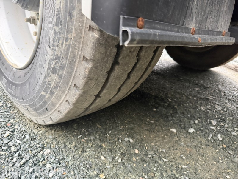 Anhänger 2018 Nor Slep Krokhenger med tipp / Trippelkjerre: das Bild 12