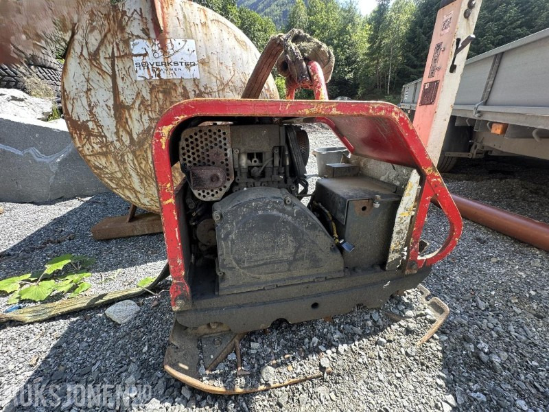 Bomag Reverserbar Vibroplate - Baugeräte: das Bild 5 Bomag Reverserbar Vibroplate - Baugeräte: das Bild 5
