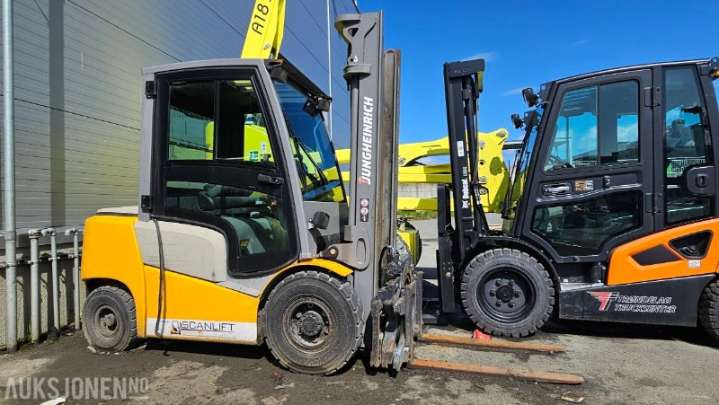 2016 Jungheinrich DFG 425 gaffeltruck - 2.5 tonn - Flurförderzeug: das Bild 2 2016 Jungheinrich DFG 425 gaffeltruck - 2.5 tonn - Flurförderzeug: das Bild 2