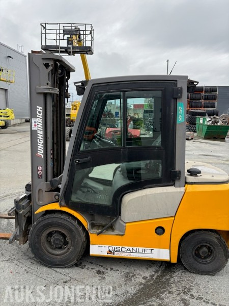 2016 Jungheinrich DFG 425 gaffeltruck - 2.5 tonn - Flurförderzeug: das Bild 3 2016 Jungheinrich DFG 425 gaffeltruck - 2.5 tonn - Flurförderzeug: das Bild 3