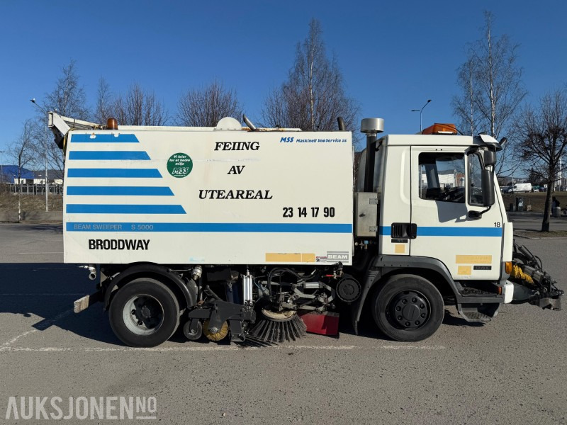 1997 DAF 45 180 TI feiebil, tilhengerfeste, nytt sug, kamera, ekstralys - Kommunal-/ Sonderfahrzeug: das Bild 4 1997 DAF 45 180 TI feiebil, tilhengerfeste, nytt sug, kamera, ekstralys - Kommunal-/ Sonderfahrzeug: das Bild 4
