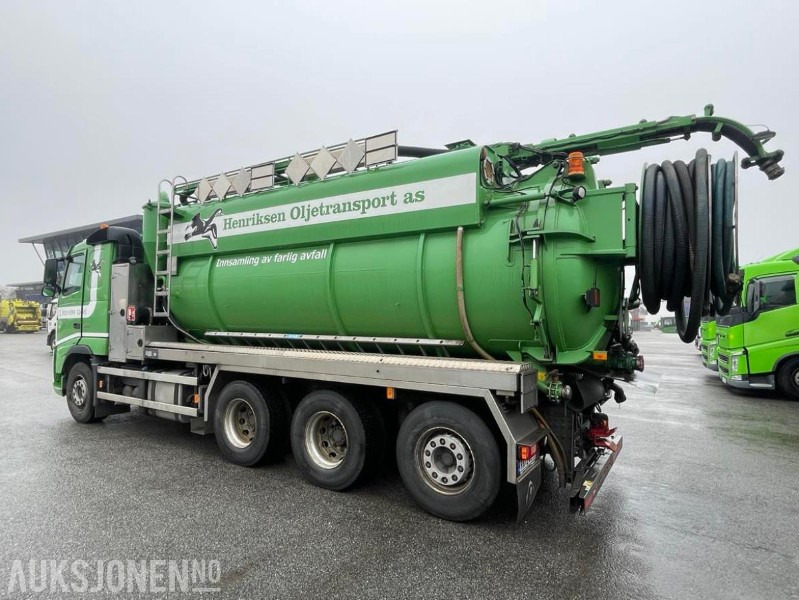 2010 VOLVO FH500 8X4 INTERCONSULT SS2343 BST3-17CR ADR SLAMSUGER MED HØYTRYKKSPYLER - 203576 KM. - Kommunal-/ Sonderfahrzeug: das Bild 5 2010 VOLVO FH500 8X4 INTERCONSULT SS2343 BST3-17CR ADR SLAMSUGER MED HØYTRYKKSPYLER - 203576 KM. - Kommunal-/ Sonderfahrzeug: das Bild 5