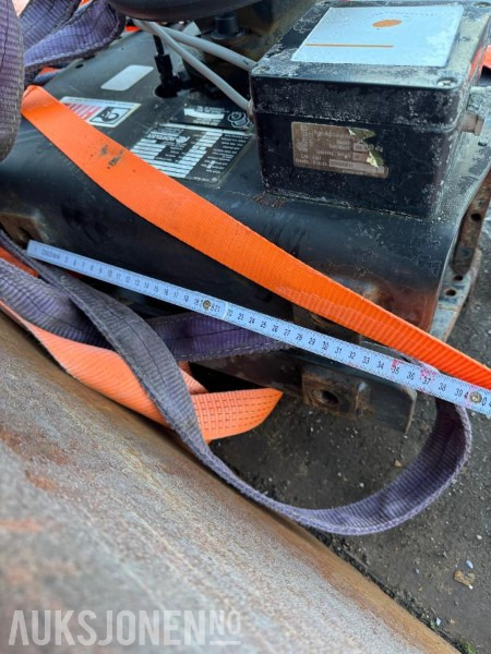 Kranbil Vinsj - ingen minstepris - Kran: das Bild 3 Kranbil Vinsj - ingen minstepris - Kran: das Bild 3