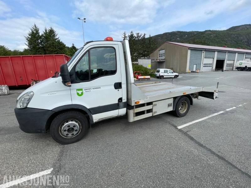 2011 Iveco Daily 70C17 maskinfrakter - En eier - Ny EU - Krok - 3 seter - Arbeidslys - Tillatt totalvekt 7000 kg. - 130392 km. - LKW: das Bild 3 2011 Iveco Daily 70C17 maskinfrakter - En eier - Ny EU - Krok - 3 seter - Arbeidslys - Tillatt totalvekt 7000 kg. - 130392 km. - LKW: das Bild 3