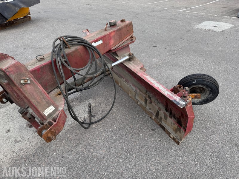 2003 SAMI Scraper Blade/Traktorskjær - 2,5 meter - Landmaschine: das Bild 2 2003 SAMI Scraper Blade/Traktorskjær - 2,5 meter - Landmaschine: das Bild 2