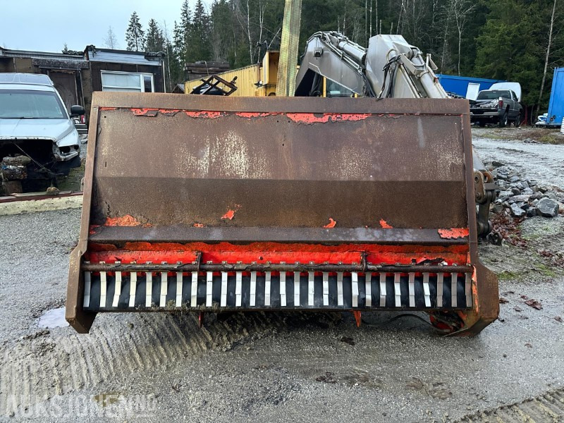 TOKVAM SAND-/STRØKASSE (REPOBJEKT) - Landmaschine: das Bild 5 TOKVAM SAND-/STRØKASSE (REPOBJEKT) - Landmaschine: das Bild 5