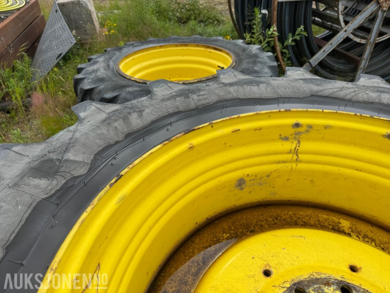 Landmaschine Traktor hjul - dekk Komplett hjulsett Michelin 650/60R38 og 540/60R28: das Bild 6