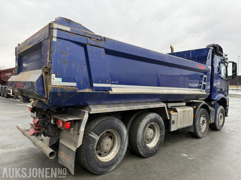 Mercedes-Benz Arocs 3252 – 2021-modell, 520 hk, Zetterbergs dumperkasse - Kipper: das Bild 4 Mercedes-Benz Arocs 3252 – 2021-modell, 520 hk, Zetterbergs dumperkasse - Kipper: das Bild 4