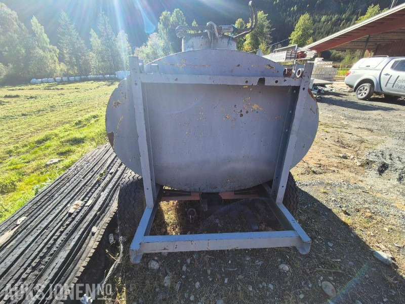 Baugeräte Mobil Dieseltank med hjulgang ca 1900 l: das Bild 6