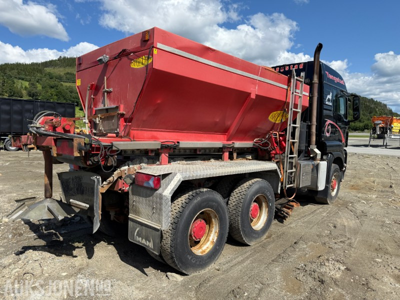 2012 MAN TGS 33.540 6x6 brøyterigget kombibil med Bredal Strøer - Sattelzugmaschine: das Bild 3 2012 MAN TGS 33.540 6x6 brøyterigget kombibil med Bredal Strøer - Sattelzugmaschine: das Bild 3