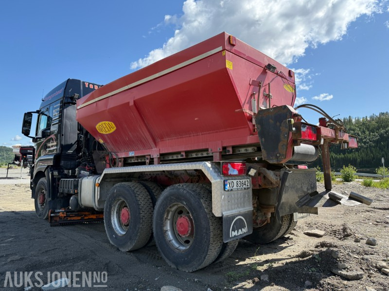 2012 MAN TGS 33.540 6x6 brøyterigget kombibil med Bredal Strøer - Sattelzugmaschine: das Bild 4 2012 MAN TGS 33.540 6x6 brøyterigget kombibil med Bredal Strøer - Sattelzugmaschine: das Bild 4