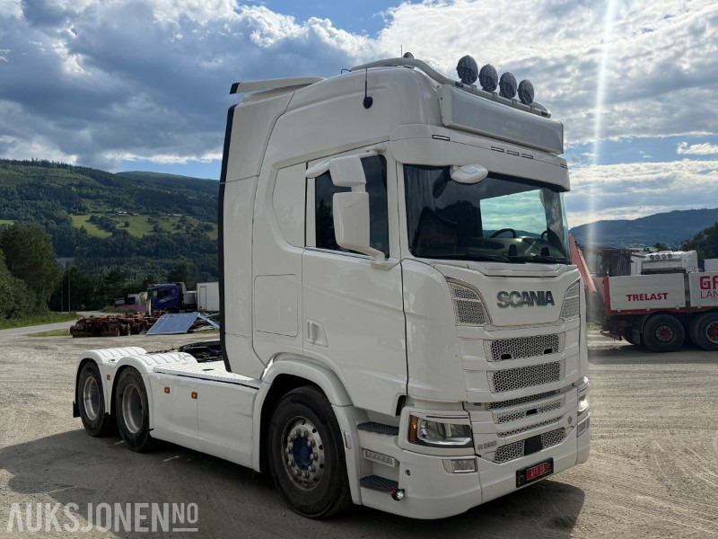 2020 Scania R-serie R580 - V8 - 6x2 Trekkvogn - Tipphydraulikk - Sattelzugmaschine: das Bild 2 2020 Scania R-serie R580 - V8 - 6x2 Trekkvogn - Tipphydraulikk - Sattelzugmaschine: das Bild 2