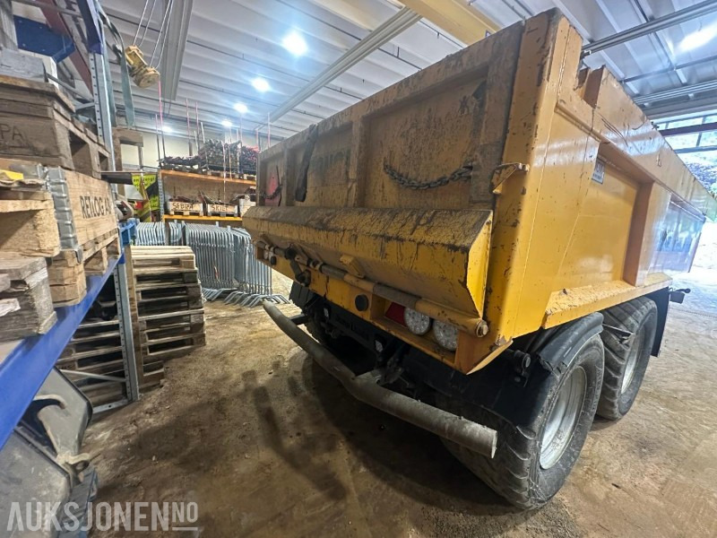 Stronga DL800 Traktorhenger - Traktor: das Bild 5 Stronga DL800 Traktorhenger - Traktor: das Bild 5