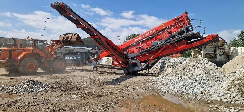 Sandvik QA 441 - Siebmaschine: das Bild 1 Sandvik QA 441 - Siebmaschine: das Bild 1