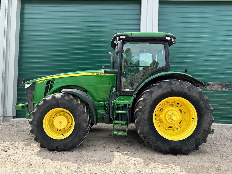 John Deere 8335R AutoPower - Traktor: das Bild 3 John Deere 8335R AutoPower - Traktor: das Bild 3