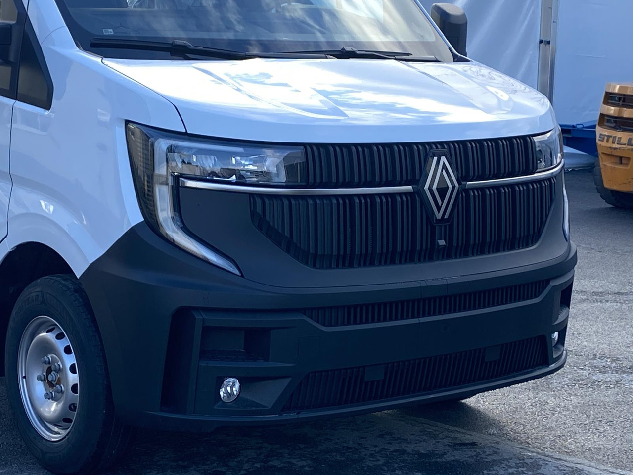 RENAULT NEW MASTER L3 170PS 1+2 PRITSCHE PLANE 4300MM - Planen Transporter: das Bild 5 RENAULT NEW MASTER L3 170PS 1+2 PRITSCHE PLANE 4300MM - Planen Transporter: das Bild 5
