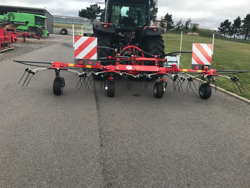 NEU: Heuwender/ Wenderechen Massey Ferguson MF TD 524 DN / FELLA SANOS 5204 DN: das Bild 8 NEU: Heuwender/ Wenderechen Massey Ferguson MF TD 524 DN / FELLA SANOS 5204 DN: das Bild 8