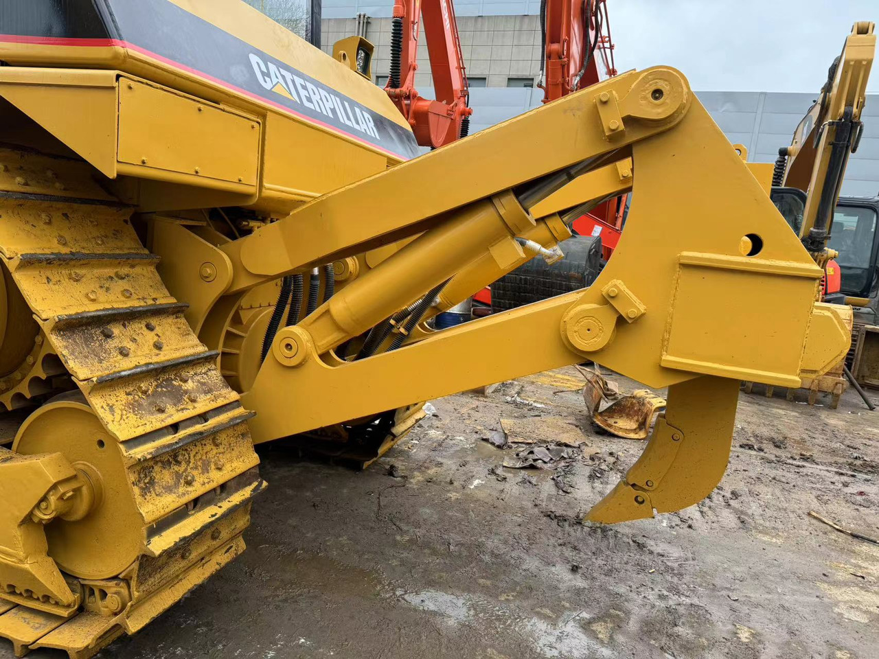 Caterpillar CAT D8R D8T D7H D7R D7G D7R D7E Used Bulldozer in Excellent Work Condition for Slae - Bulldozer: das Bild 3 Caterpillar CAT D8R D8T D7H D7R D7G D7R D7E Used Bulldozer in Excellent Work Condition for Slae - Bulldozer: das Bild 3