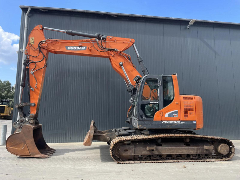 Doosan DX235LCR-5 - Kettenbagger: das Bild 1 Doosan DX235LCR-5 - Kettenbagger: das Bild 1