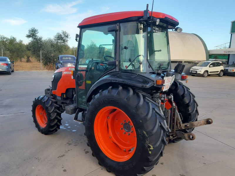 Kubota M8540 - Traktor: das Bild 5 Kubota M8540 - Traktor: das Bild 5