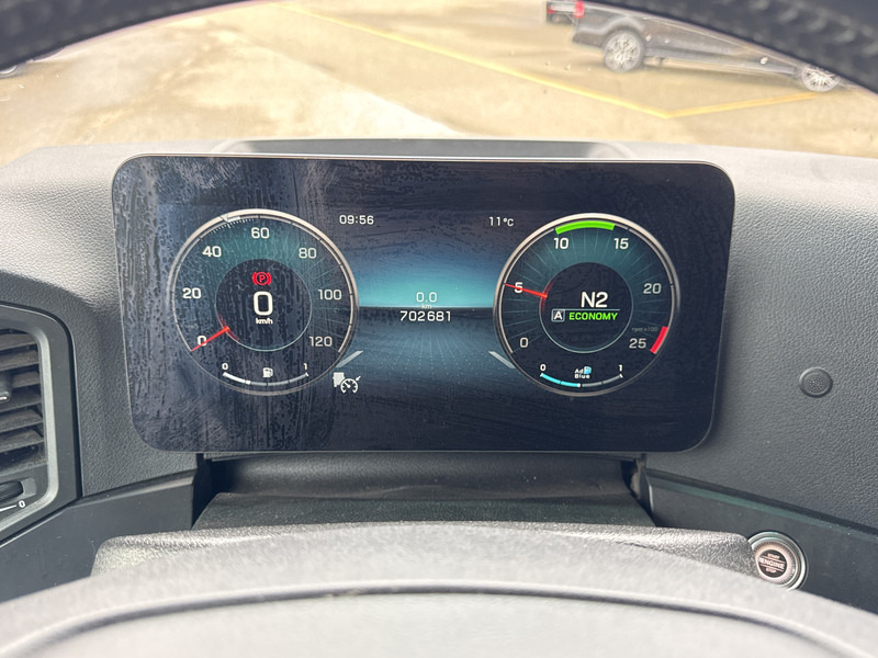 Mercedes-Benz Actros L-Gigaspacecabine 1845 LS Lowliner, Solostar Mirror cams , Leer , Euro 6 - Fahrgestell LKW: das Bild 5 Mercedes-Benz Actros L-Gigaspacecabine 1845 LS Lowliner, Solostar Mirror cams , Leer , Euro 6 - Fahrgestell LKW: das Bild 5