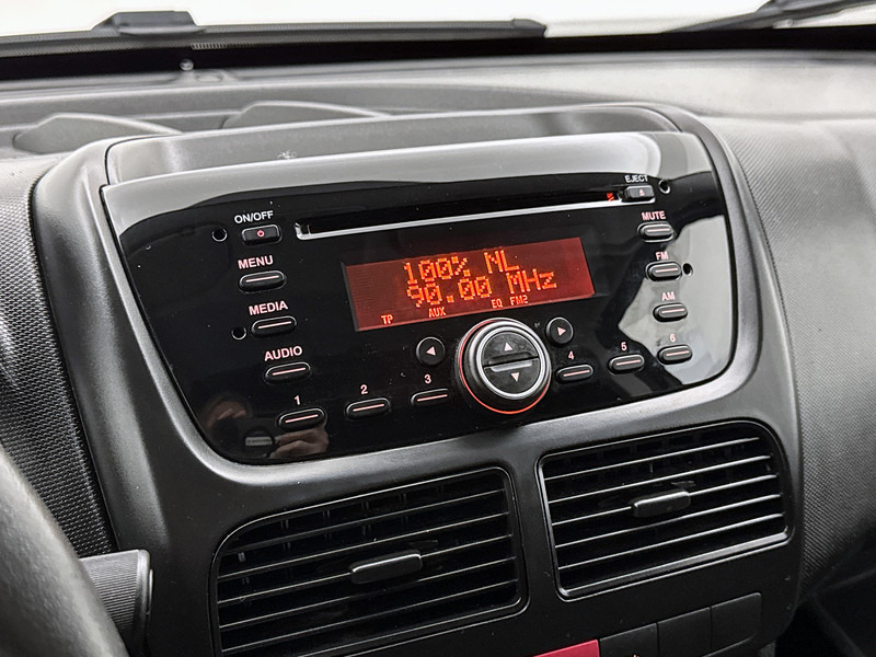 Opel Combo 1.4 L2H1 ecoFLEX Benzine Airco Imperiaal - Leasing Opel Combo 1.4 L2H1 ecoFLEX Benzine Airco Imperiaal: das Bild 7 Opel Combo 1.4 L2H1 ecoFLEX Benzine Airco Imperiaal - Leasing Opel Combo 1.4 L2H1 ecoFLEX Benzine Airco Imperiaal: das Bild 7