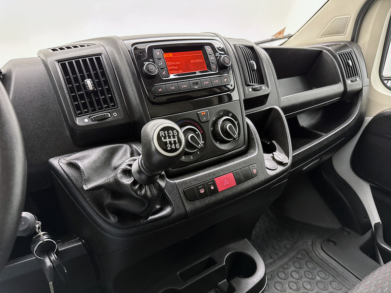 Opel Movano 2.2D 140 Zwaar L4H3 Edition Imperiaal Trekhaak 3000kg Cruise control Airco - Kastenwagen: das Bild 5 Opel Movano 2.2D 140 Zwaar L4H3 Edition Imperiaal Trekhaak 3000kg Cruise control Airco - Kastenwagen: das Bild 5
