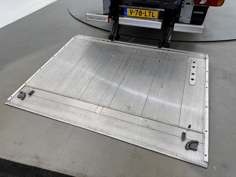Opel Movano 2.2D 140pk Meubelbak Bakwagen met Laadklep D'hollandia Achteruitrijcamera Cruise Control - Koffer Transporter: das Bild 4 Opel Movano 2.2D 140pk Meubelbak Bakwagen met Laadklep D'hollandia Achteruitrijcamera Cruise Control - Koffer Transporter: das Bild 4