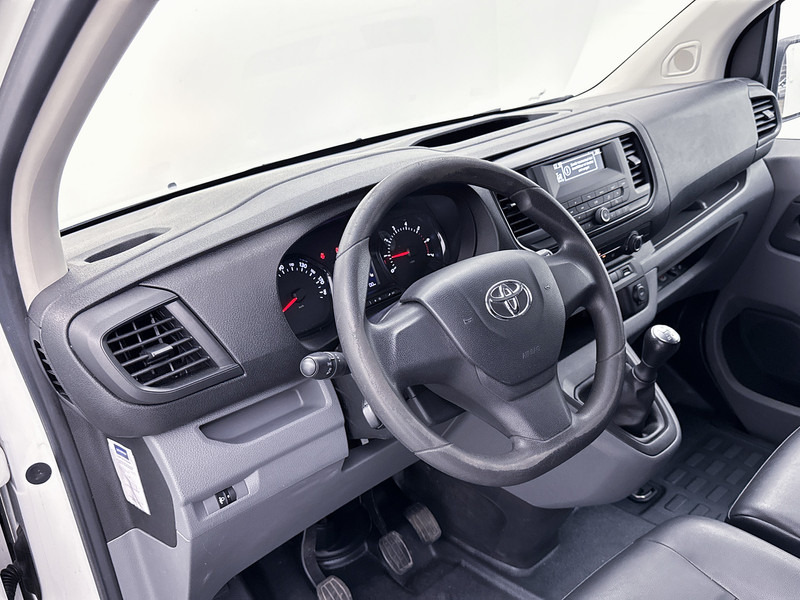 Toyota ProAce Worker 1.6 D-4D Cool Comfort Long L3 Lichtmetalen velgen Cruise control Airco Euro 6 NAP - Kleintransporter: das Bild 5 Toyota ProAce Worker 1.6 D-4D Cool Comfort Long L3 Lichtmetalen velgen Cruise control Airco Euro 6 NAP - Kleintransporter: das Bild 5